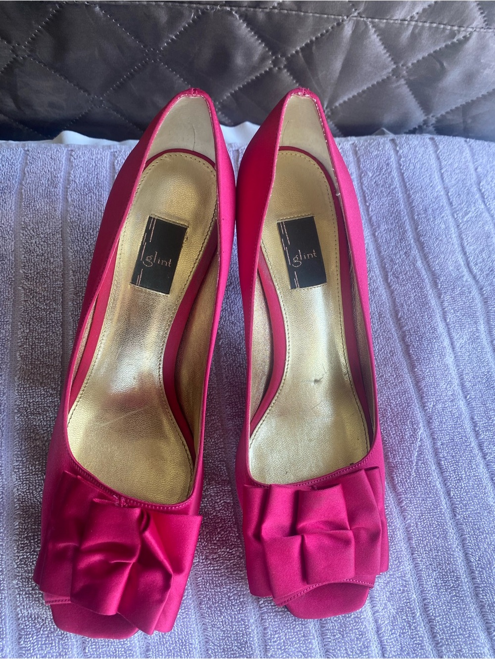 Glint Hot Pink Satin Peep Toe Pumps Bow Heels Fuchsia Gold Lining Sz 8
